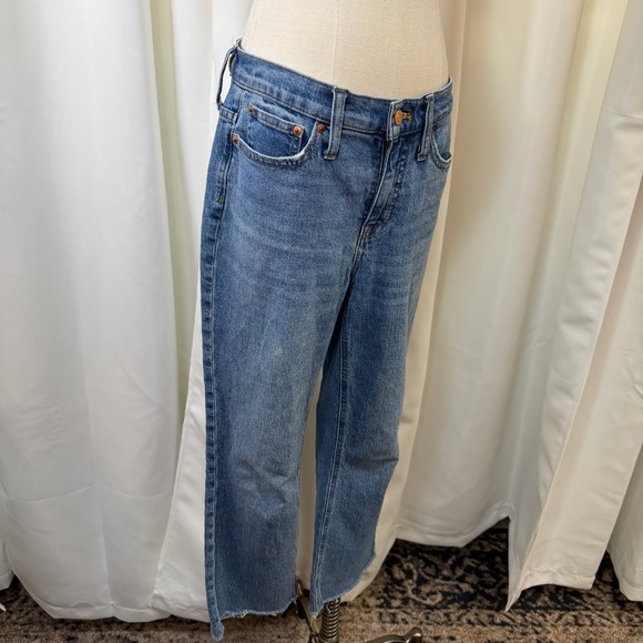 J. Crew ‘9” Demi-Boot Crop Jean’ in “Cedar” Wash Size 26 - Picture 16 of 16